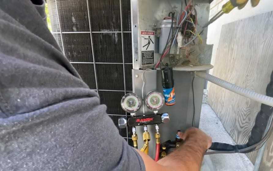 Installing a replacement HVAC system in Brentwood, CA